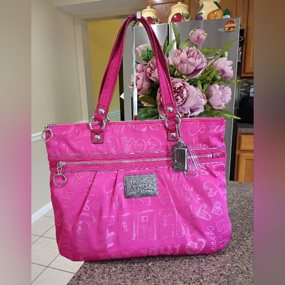 Coach Poppy Storypatch Hot Pink Glam Limited Edition Tote - Picture 12 of 17